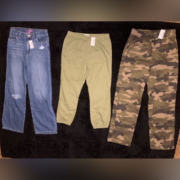 SOLD.         NEW WITH TAGS!!!!!
CHILDRENS PLACE GIRLS CLOTHES!!!!!
SIZES 10/12 - Picture 2 of 16